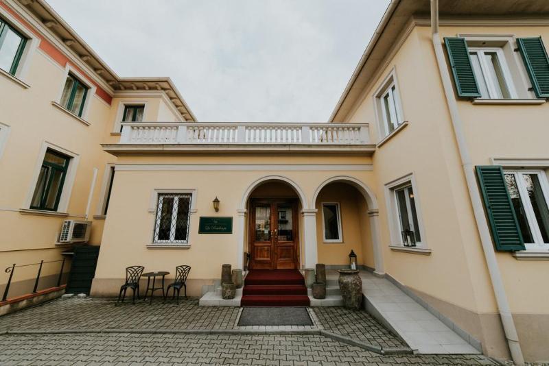 Hotel La Residenza Timişoara Buitenkant foto
